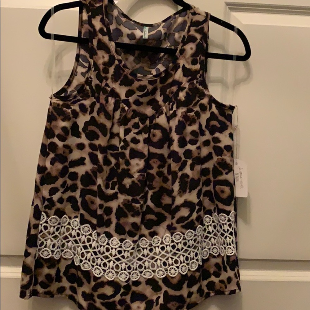 Leopard tank